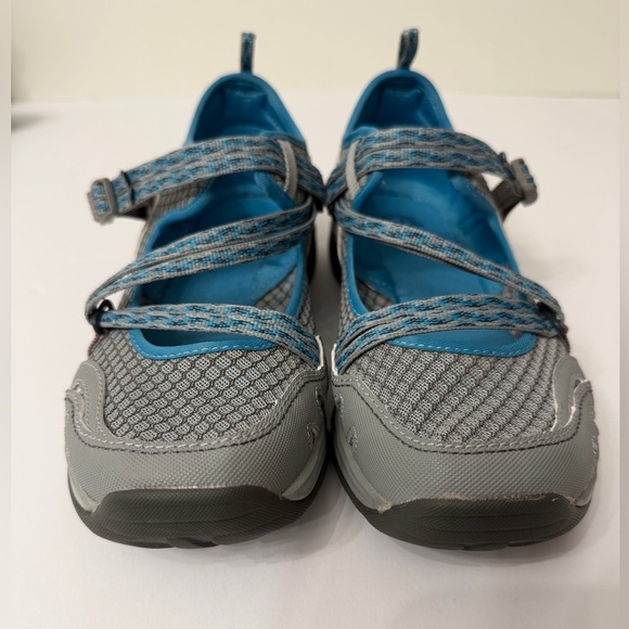 Chaco Grey and Blue Cross-Strap Outdoor Mary Jane Sneakers Size 9 - Picture 3 of 15